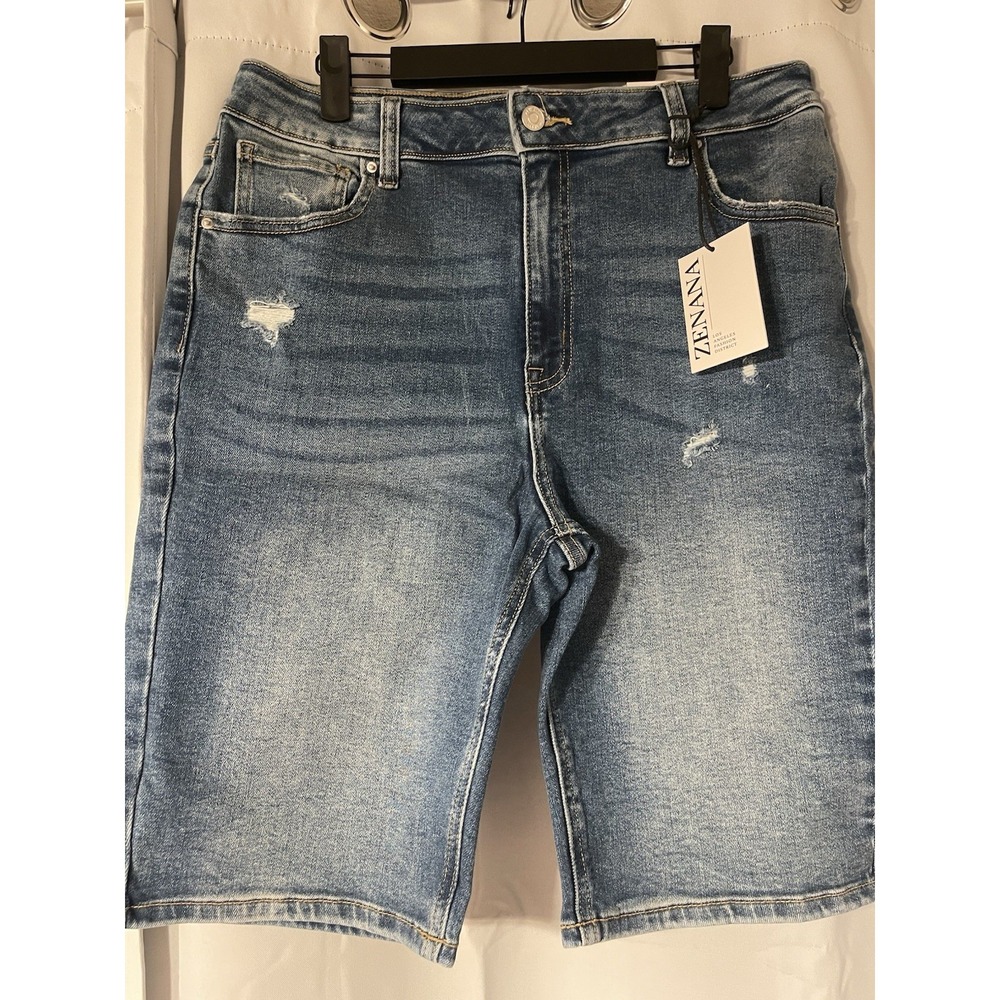 Zenana Bermuda Blue Jean Shorts * Size X Large XL * 10" Inseam * NWT